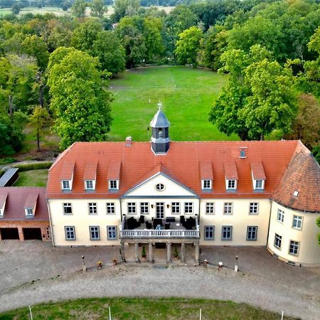 Hotel Garni Schloss Grochwitz Herzberg  エクステリア 写真